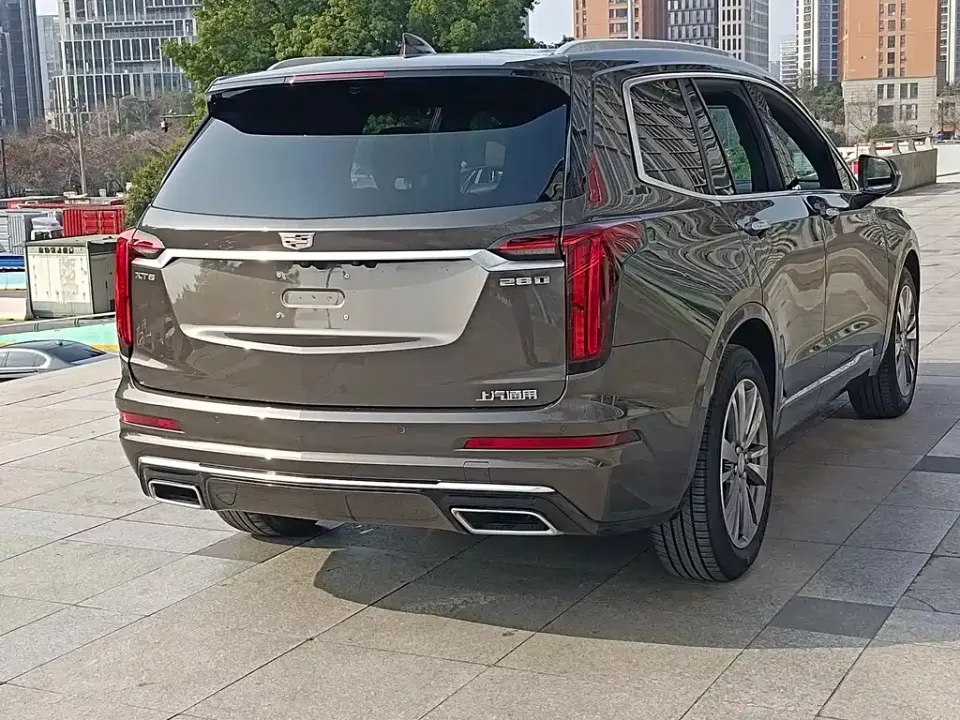 Cadillac XT6