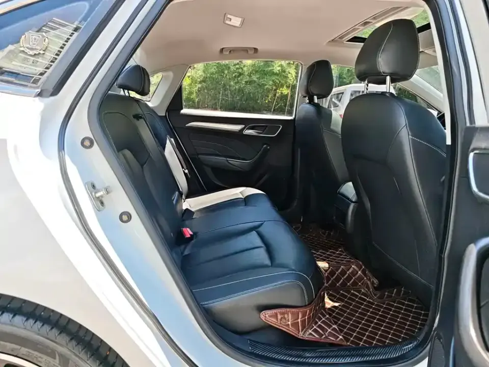 Roewe i6 Classic