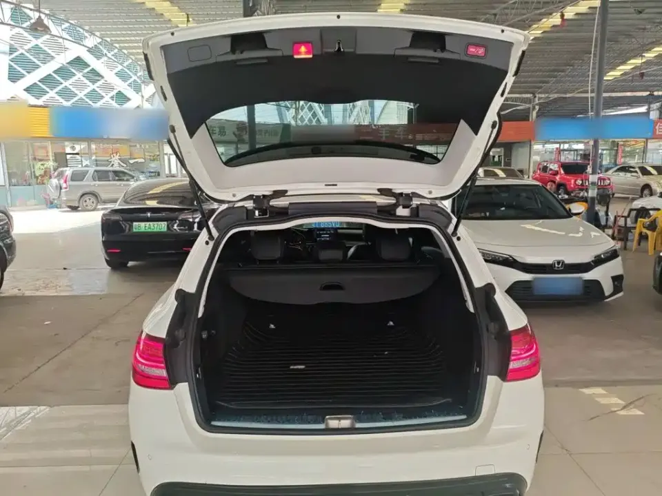 Mercedes-Benz C-Class (Import)