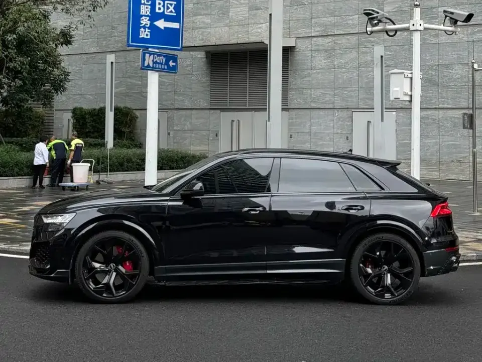 Audi RS Q8