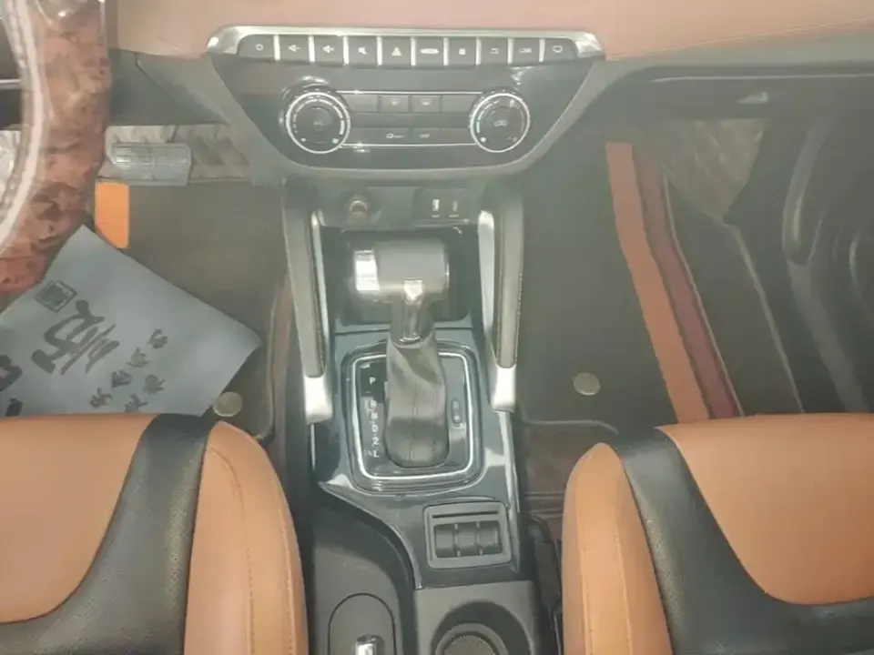 BAIC Senova X35