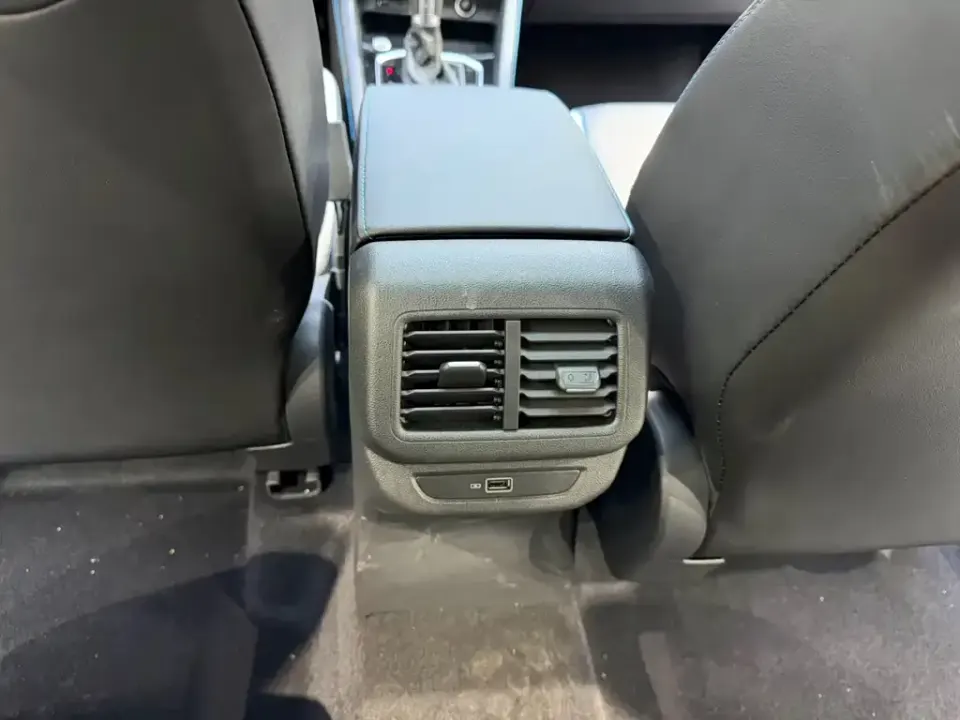 Jetta VS5
