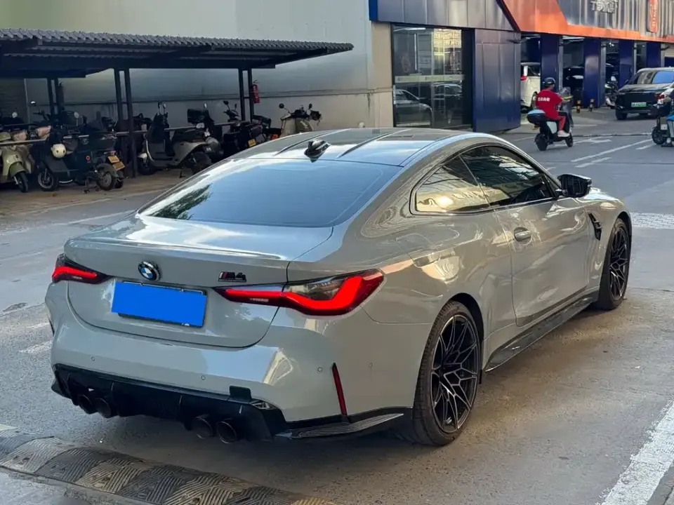 BMW M4