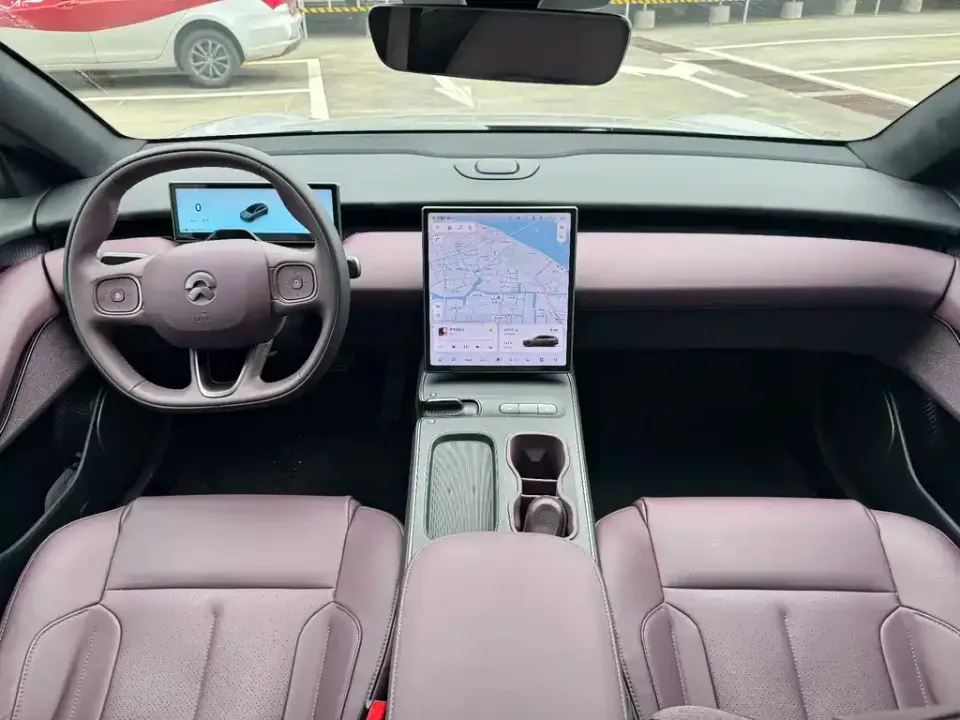 Nio ET5T