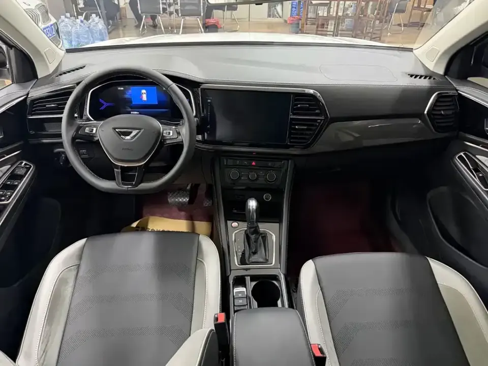 Jetta VS7