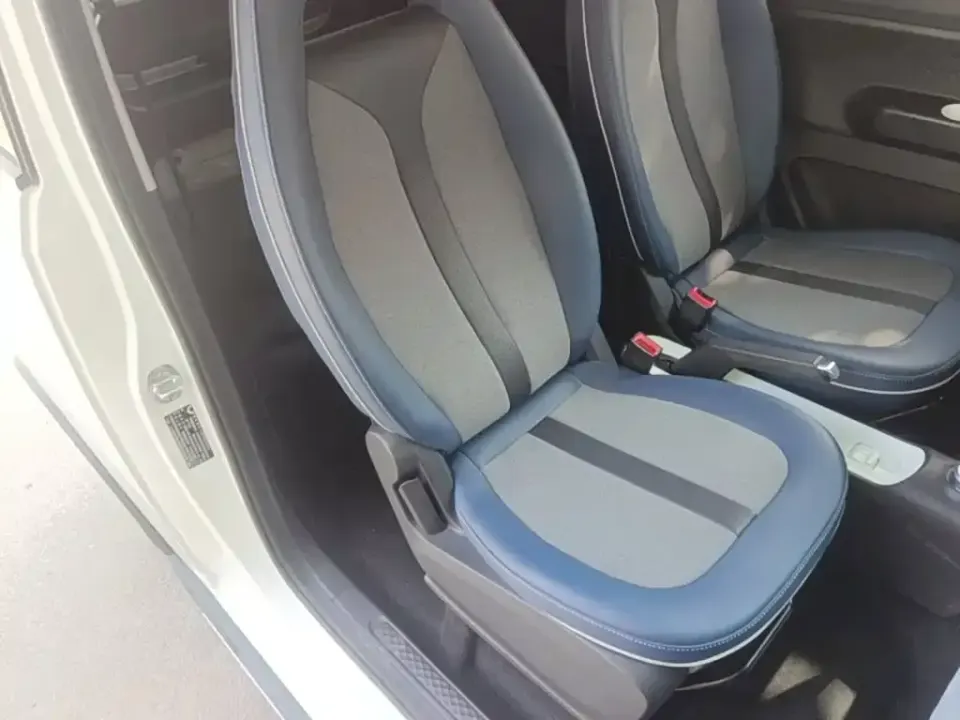 Wuling MINIEV
