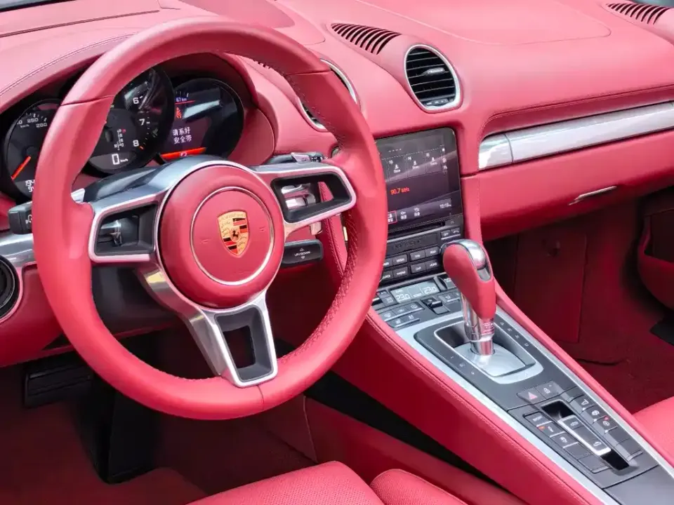 Porsche 718