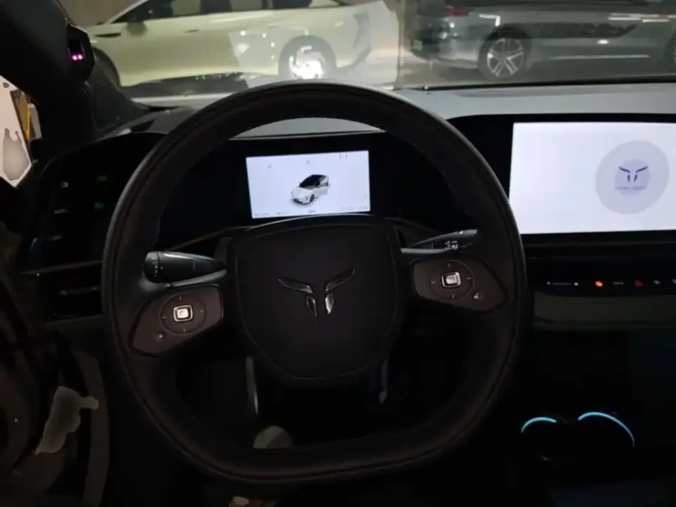 Hongqi Hongqi EH7