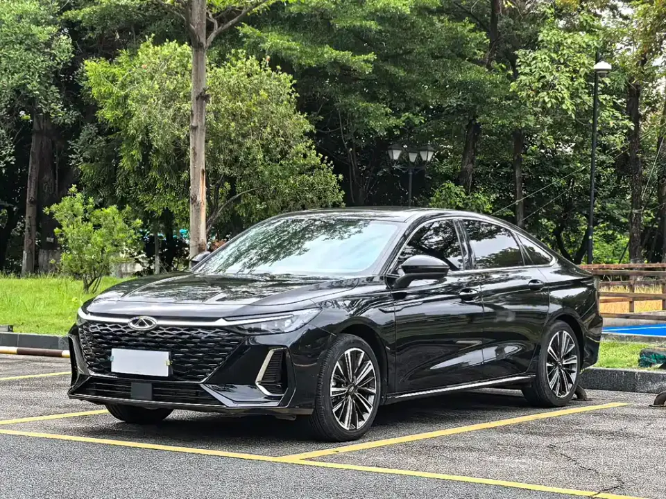 Chery Arrizo 8