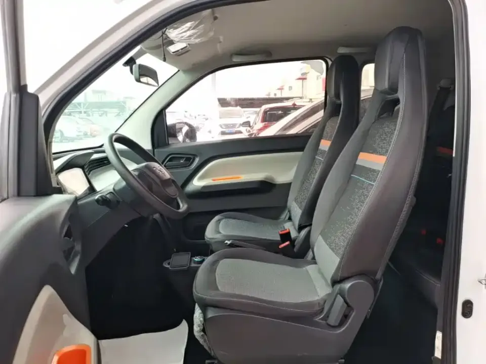 Wuling MINIEV