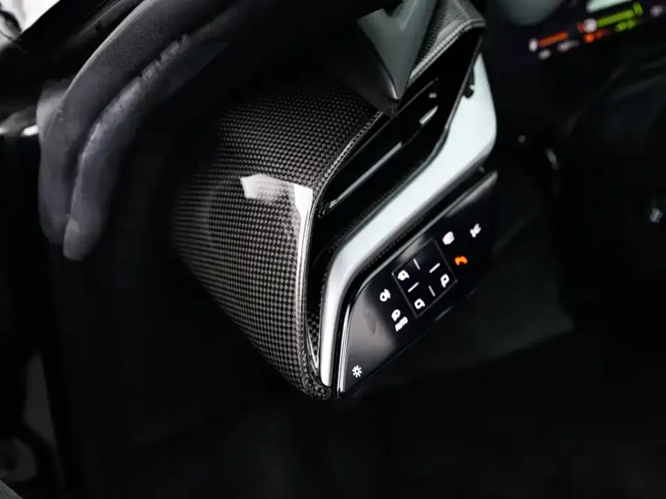 Ferrari SF90