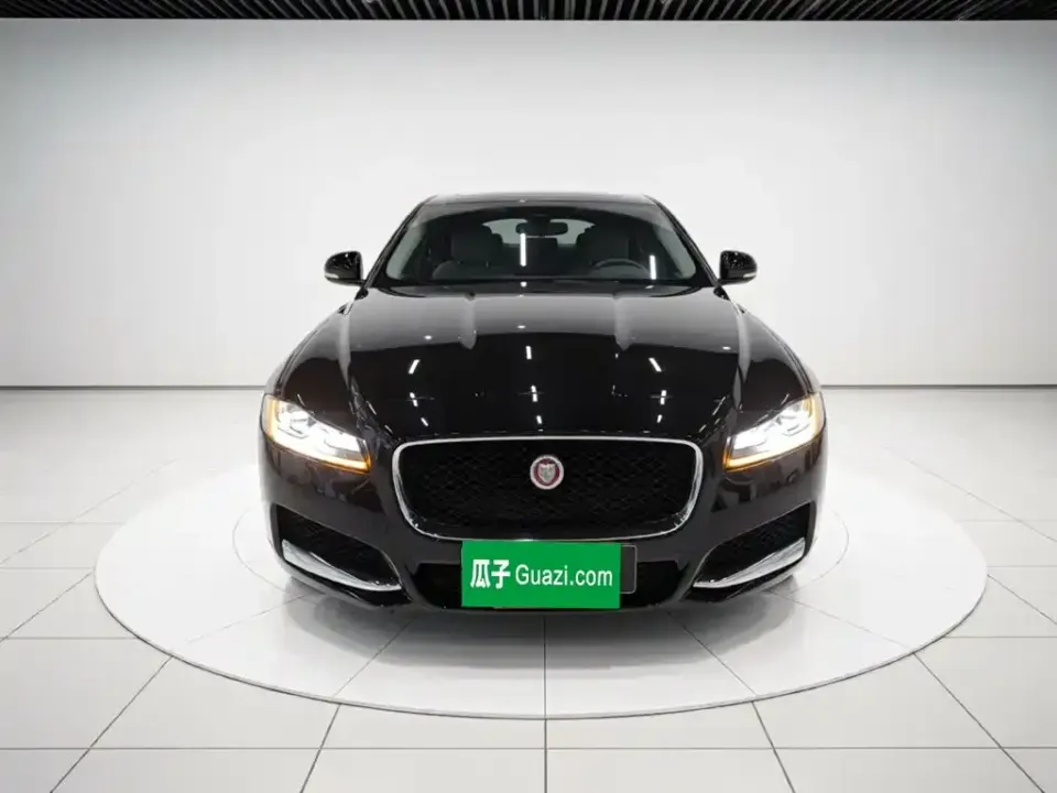 Jaguar XFL