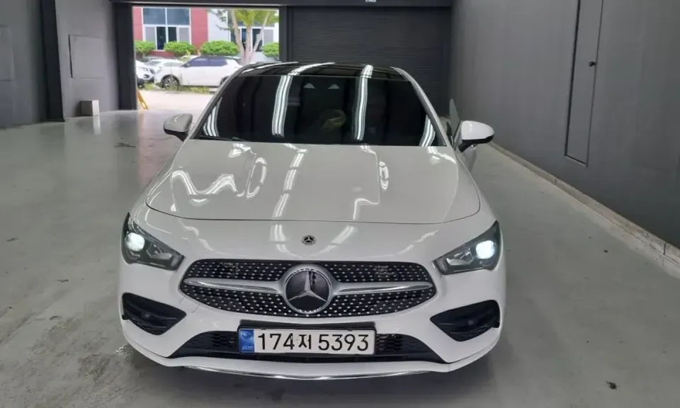 Mercedes-Benz CLA-Class