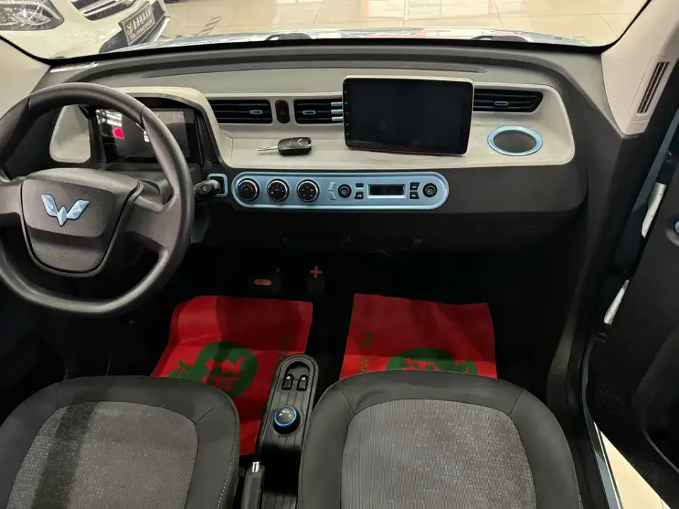 Wuling MINIEV