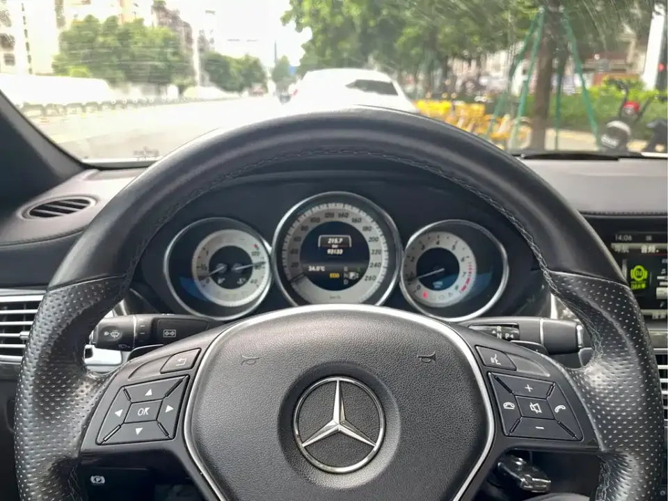 Mercedes-Benz CLS