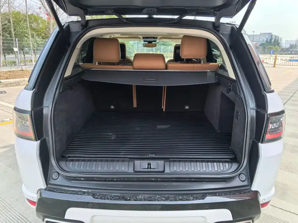 Land Rover Sport
