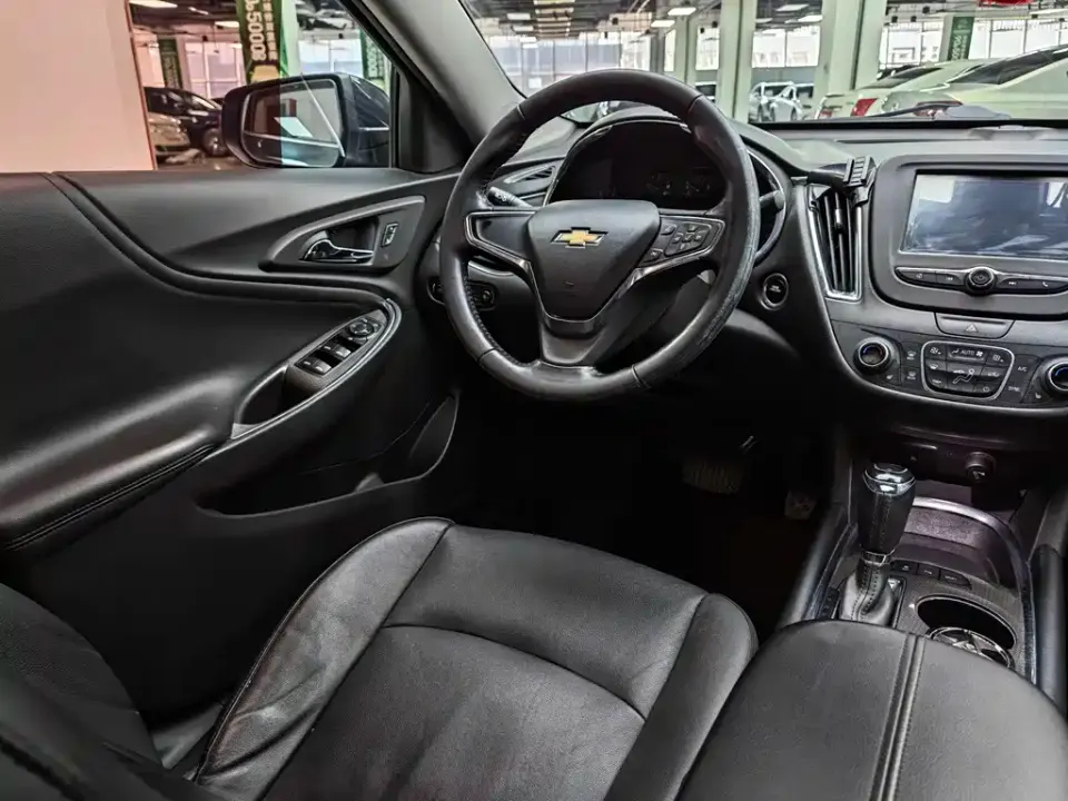 Chevrolet Malibu XL