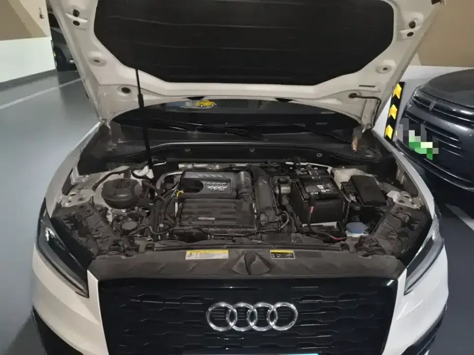 Audi Q2L