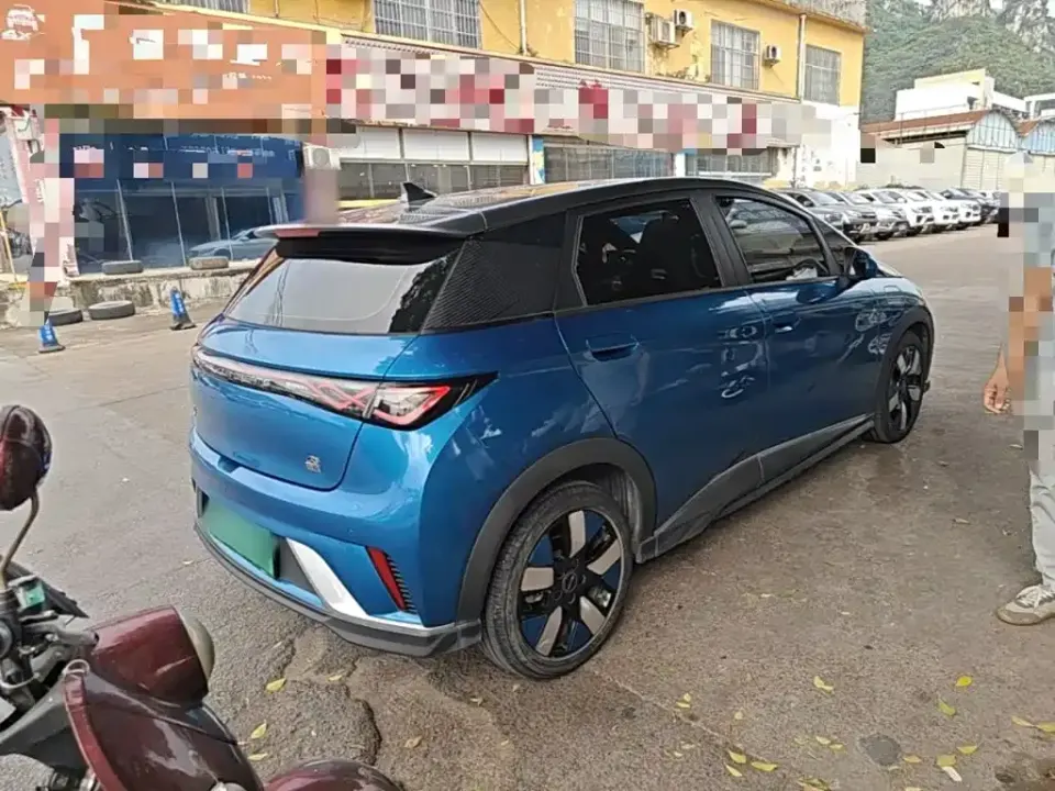 BYD Dolphin