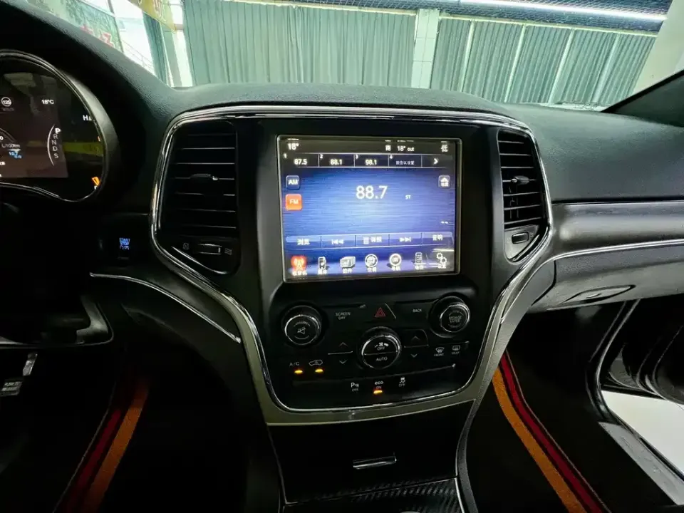 Jeep Grand Cherokee (Import)