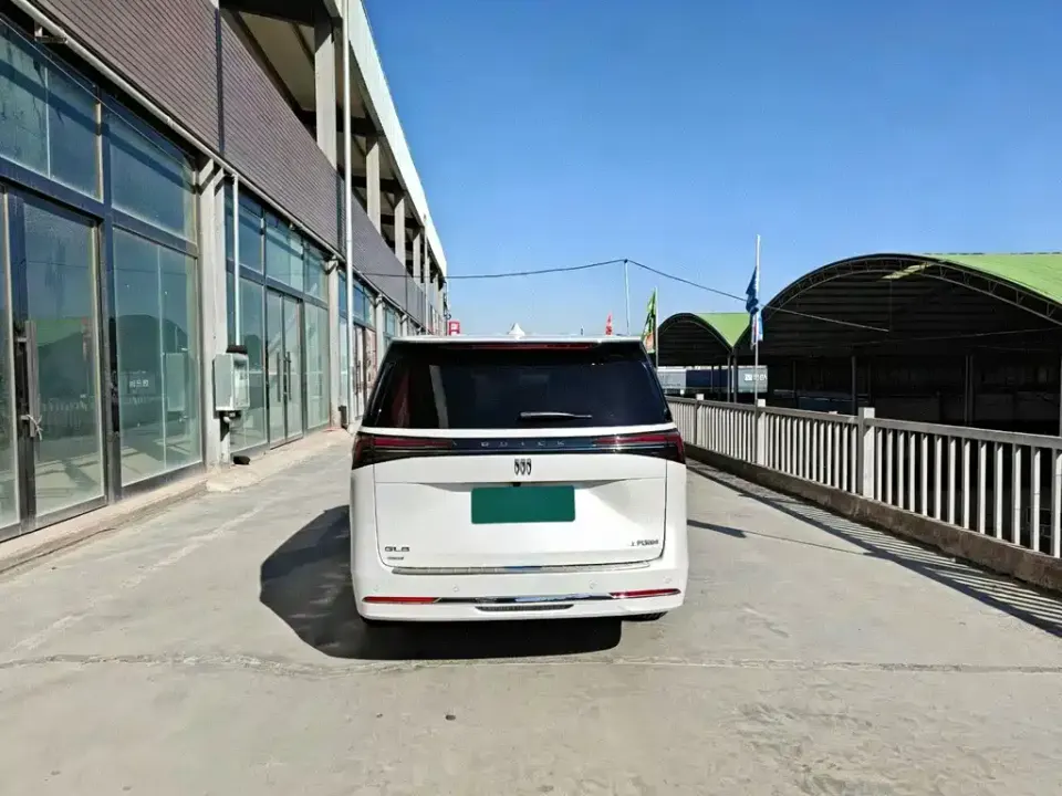Buick GL8 Hybrid