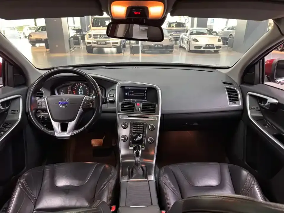 Volvo XC60 (Import)