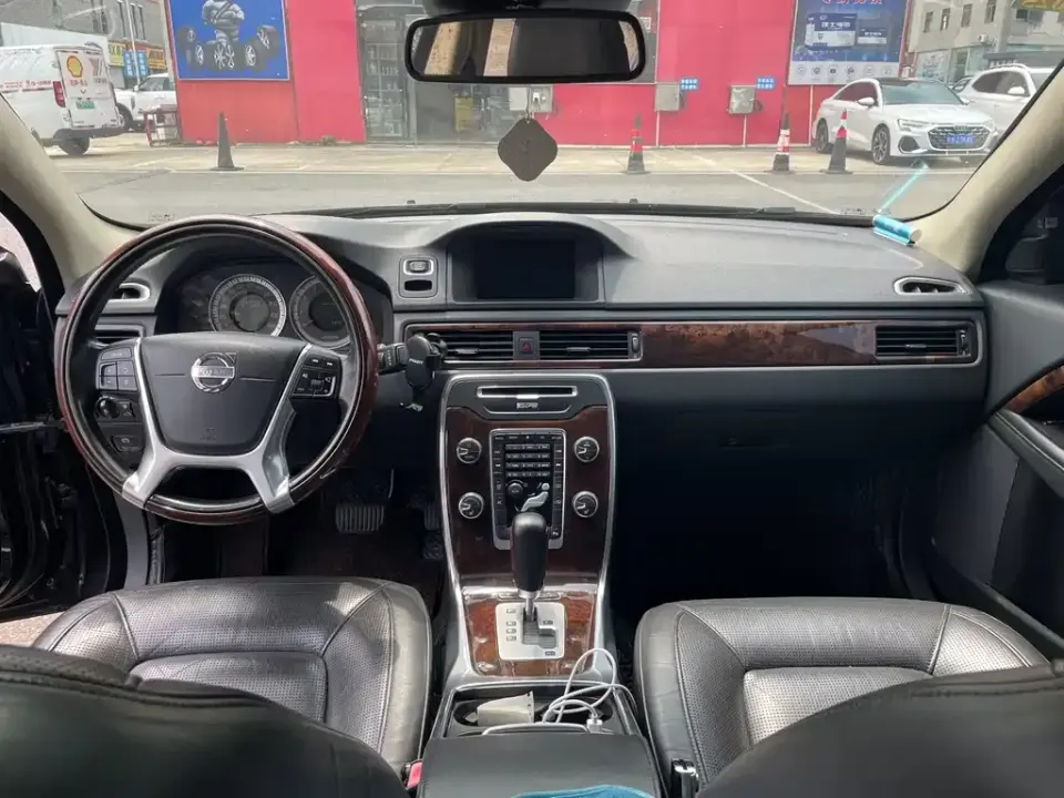 Volvo S80L