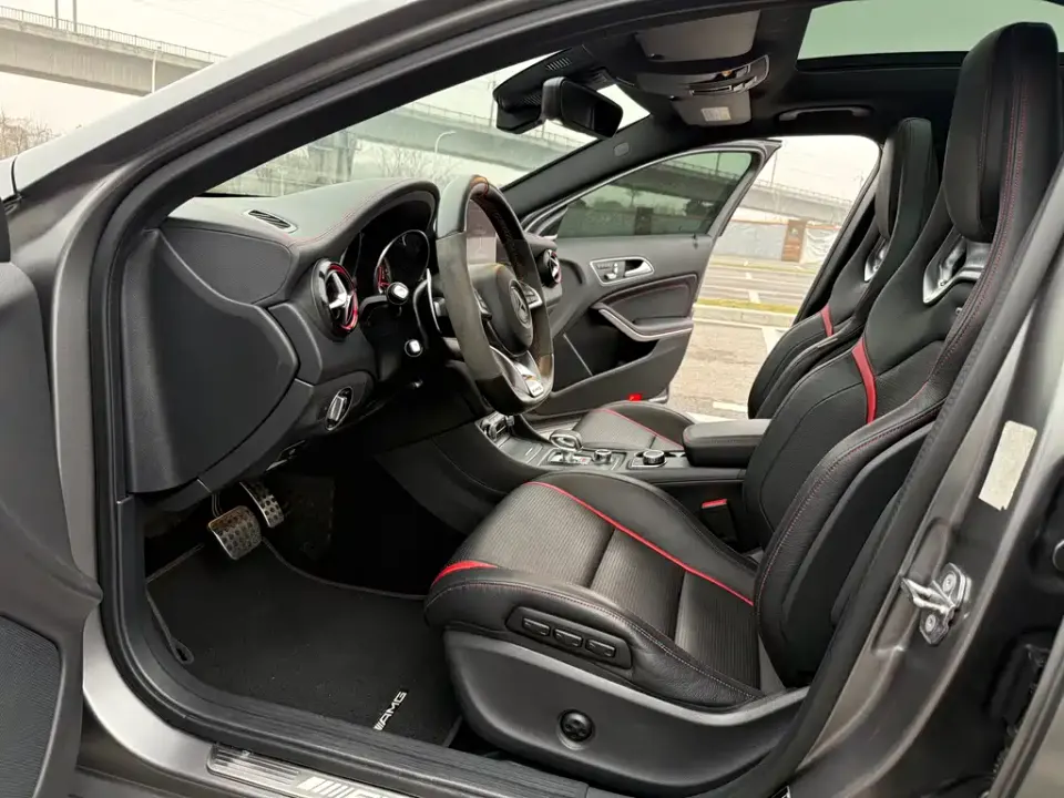 Mercedes-Benz GLA AMG