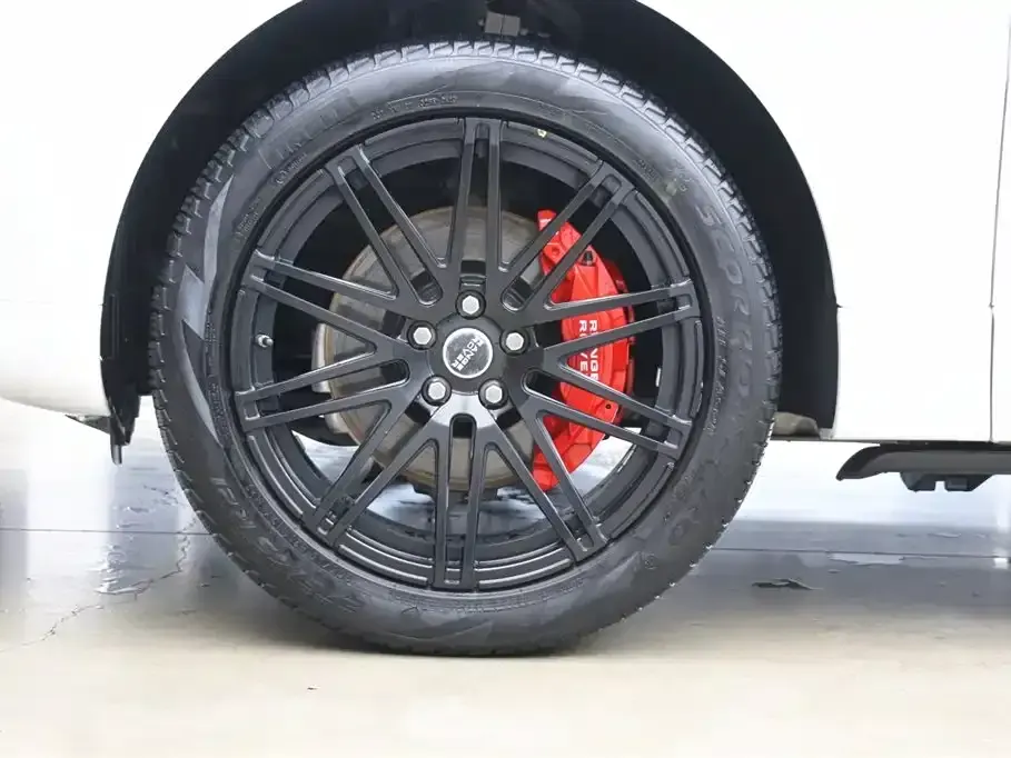 Land Rover Sport