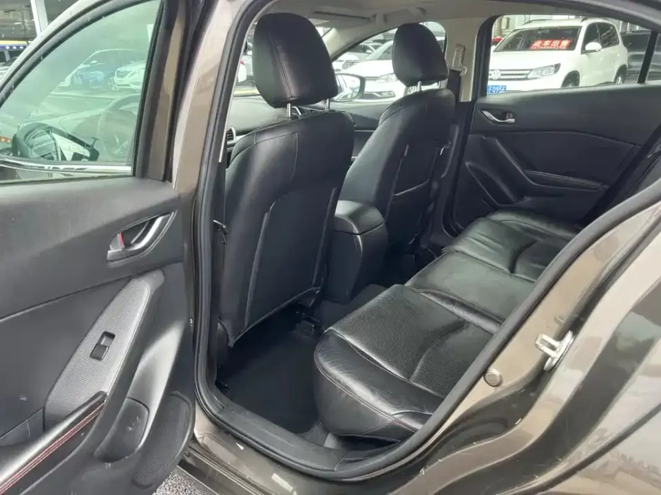 Mazda 3 Axela