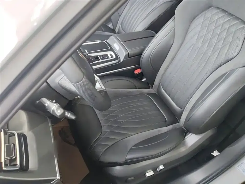 Hongqi Hongqi HS5