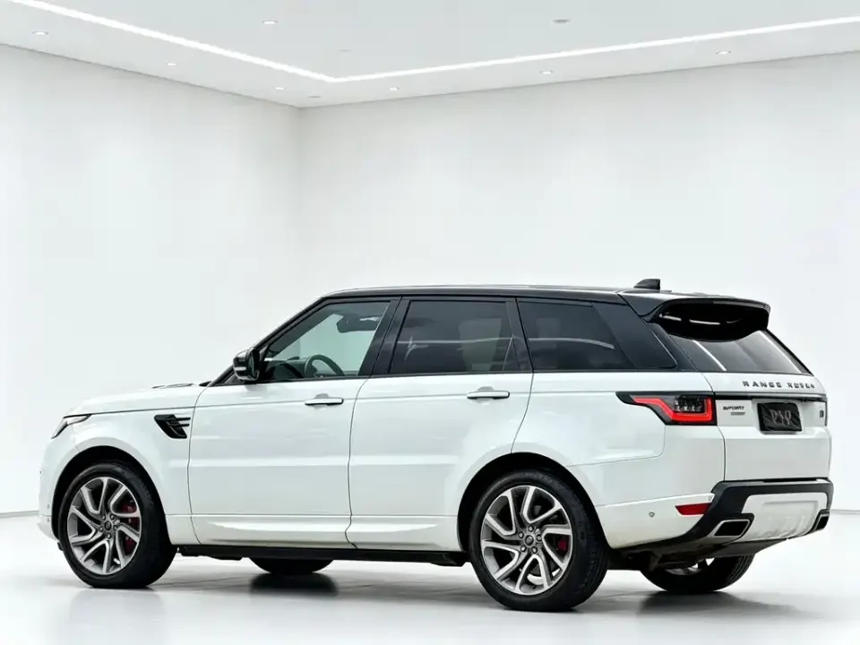 Land Rover Sport