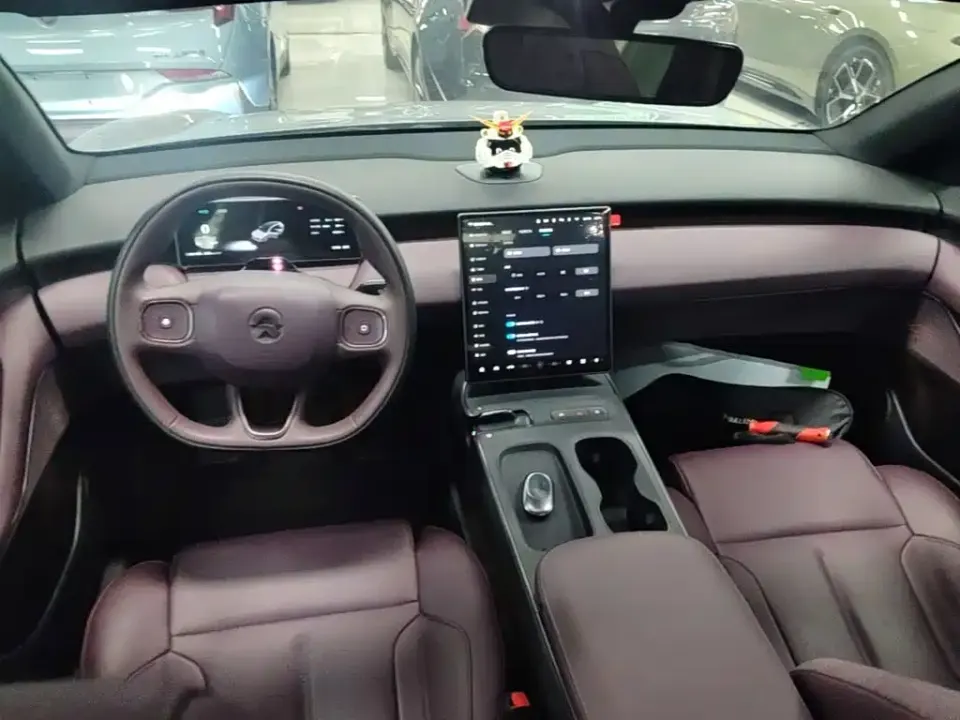 Nio ET5T
