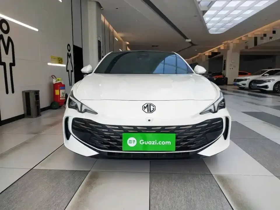 MG MG7
