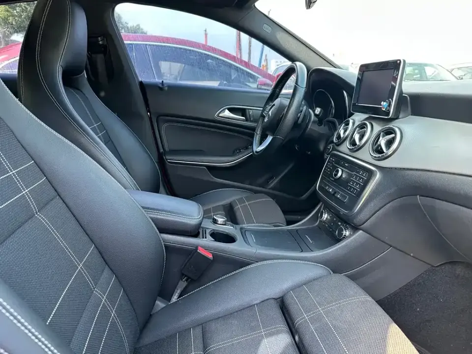 Mercedes-Benz CLA (Import)