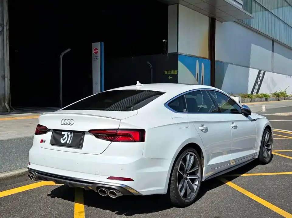 Audi S5