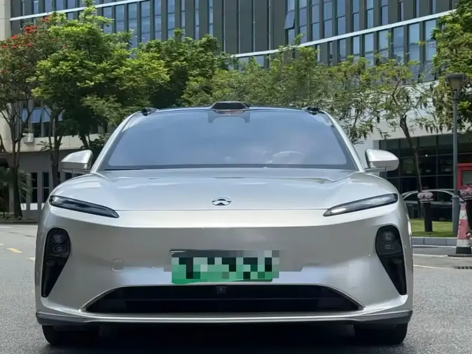 Nio ET5T