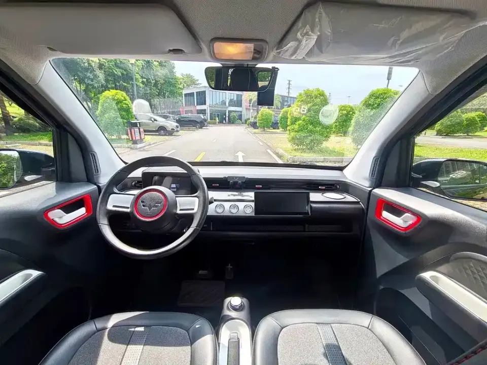 Wuling MINIEV