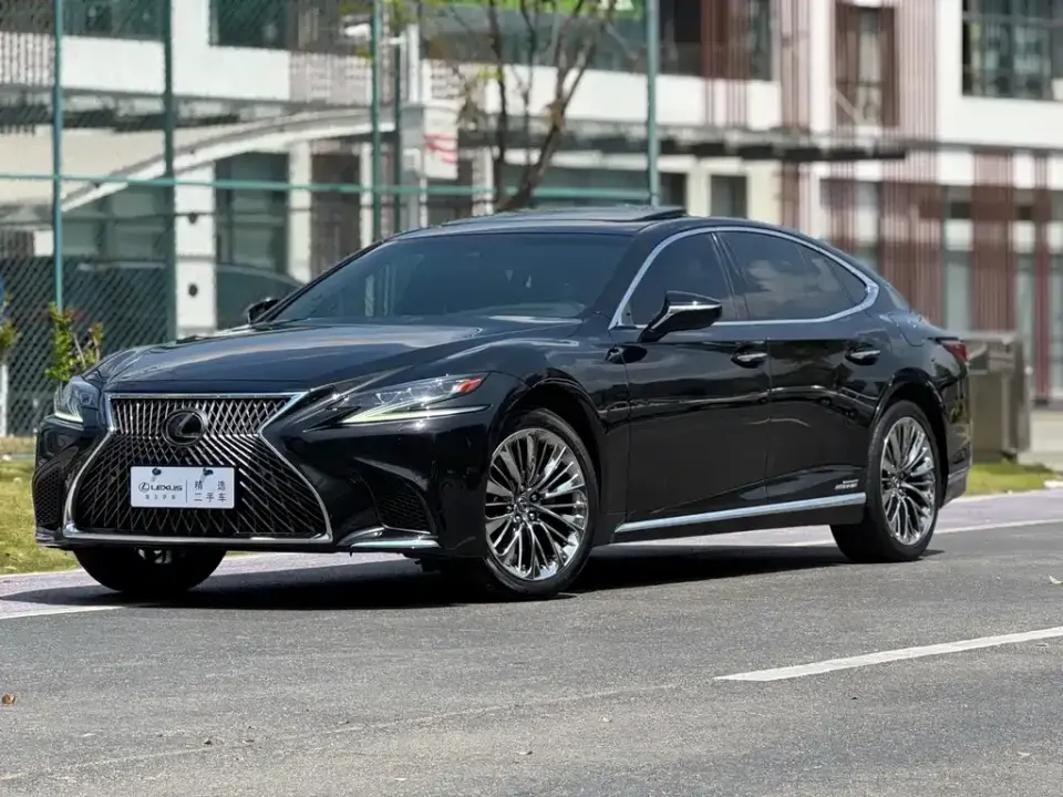 Lexus LS