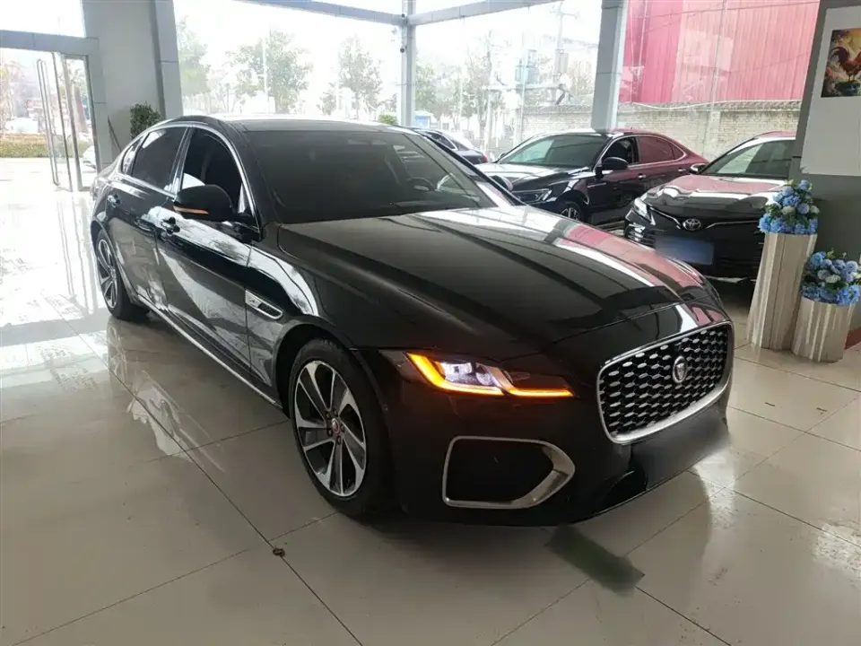 Jaguar XFL
