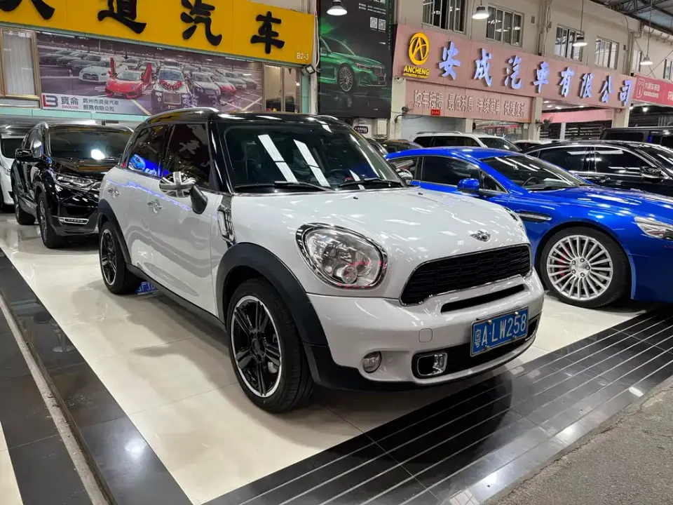 MINI Mini Countryman