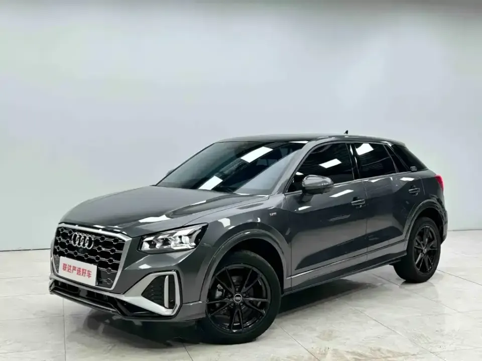 Audi Q2L