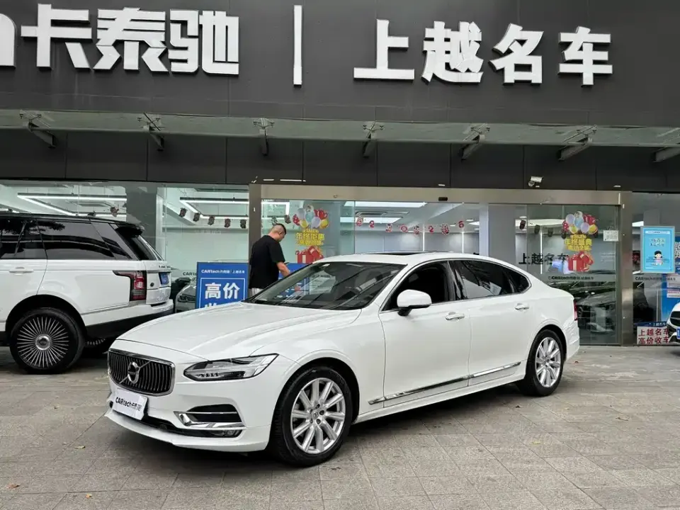 Volvo S90