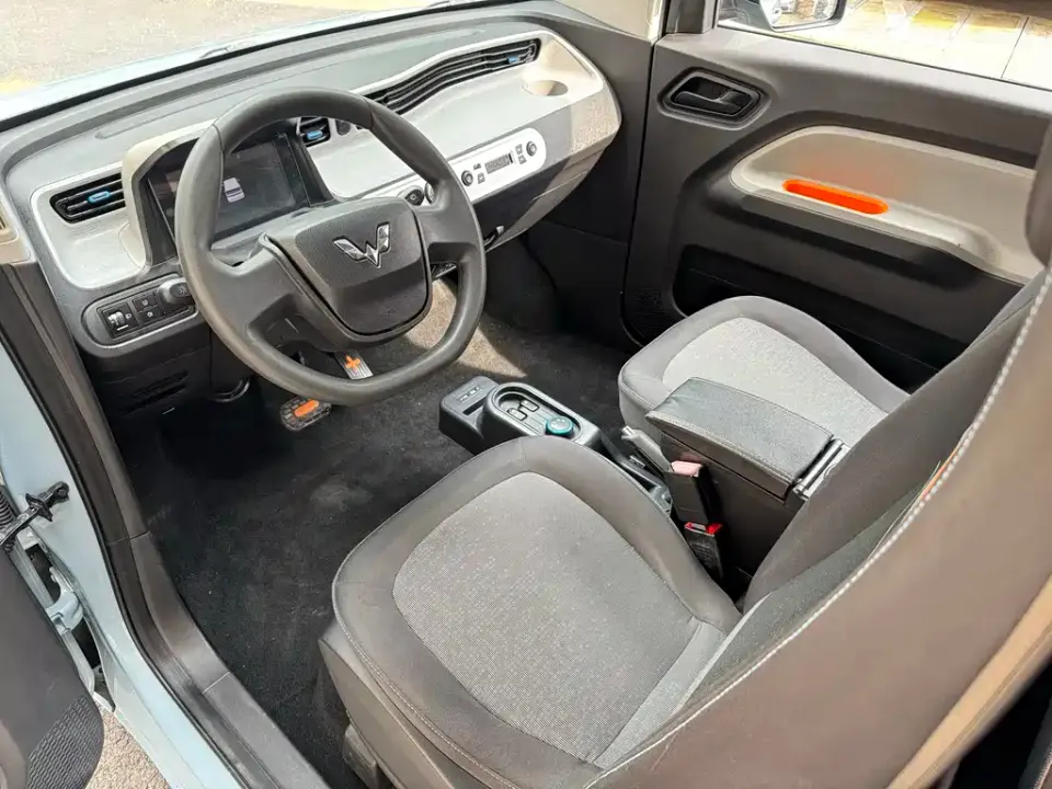 Wuling MINIEV
