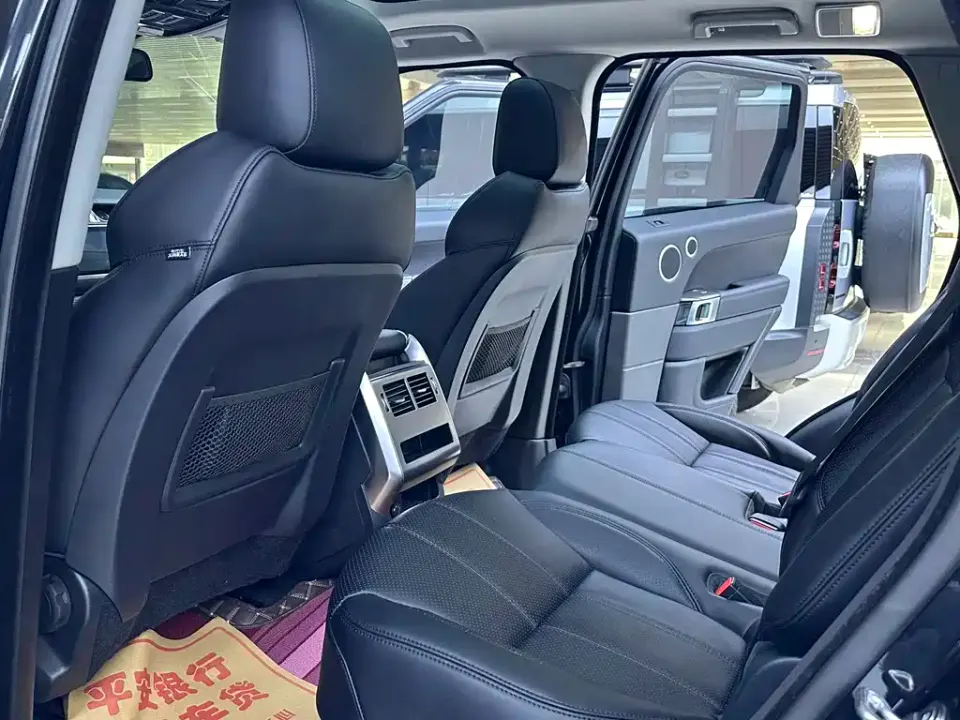 Land Rover Sport