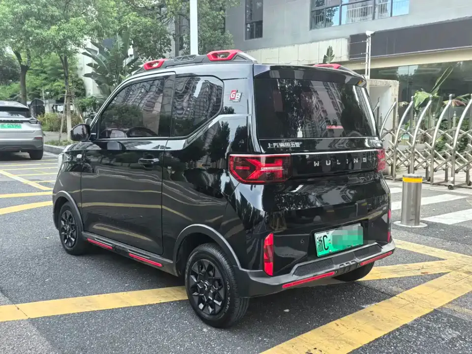 Wuling MINIEV