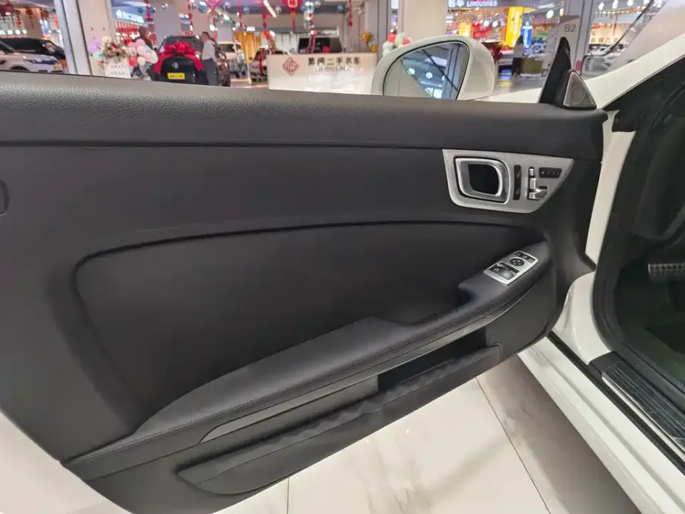 Mercedes-Benz SLC