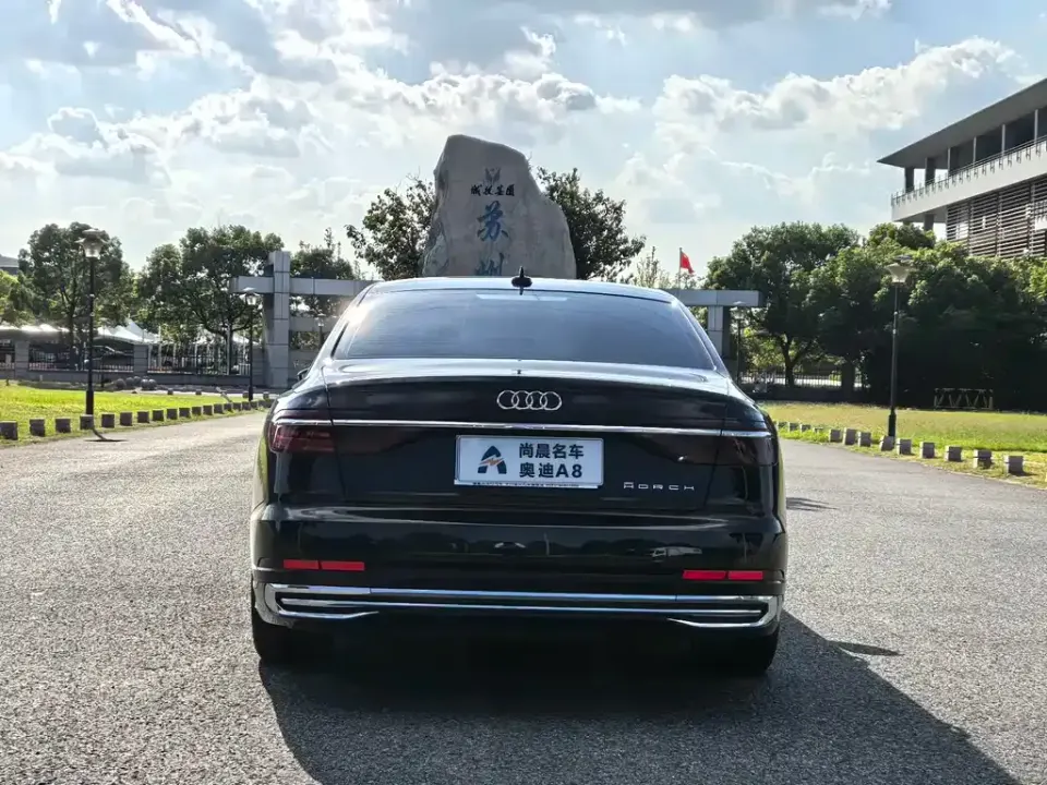 Audi A8
