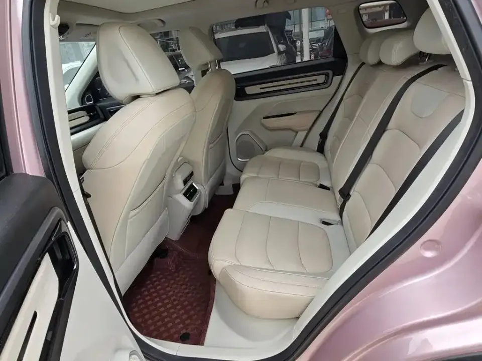 Geely ICON