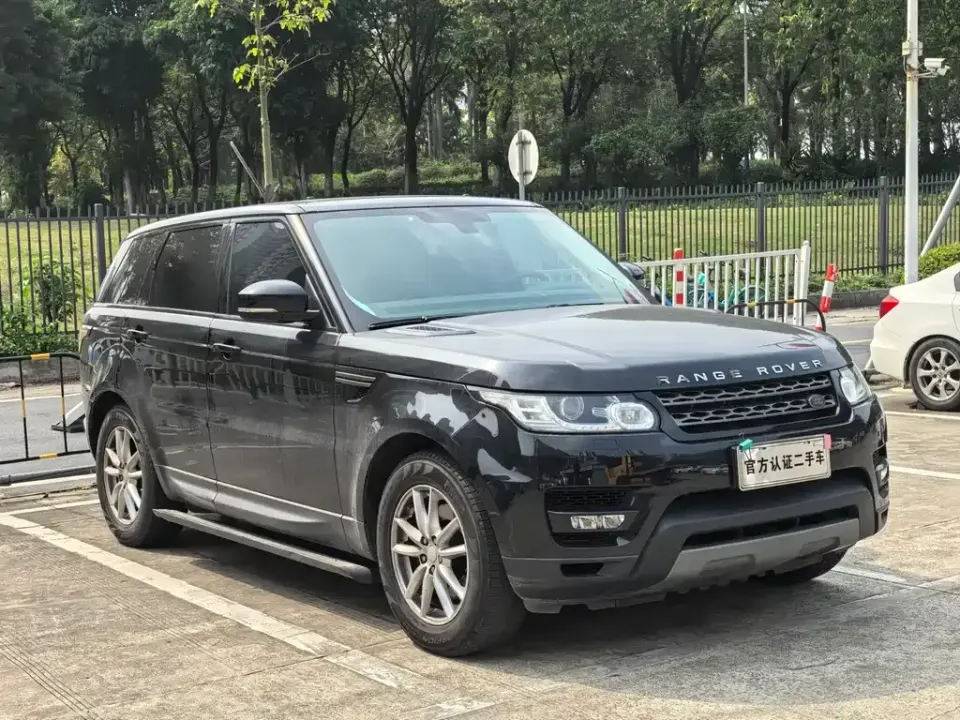 Land Rover Sport